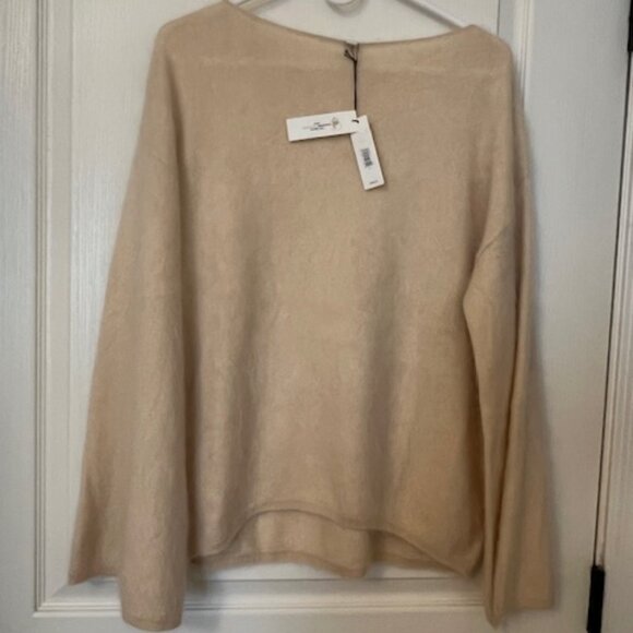 Banana Republic Sweaters - Banana Republic Cashmere Tan Sweater - S